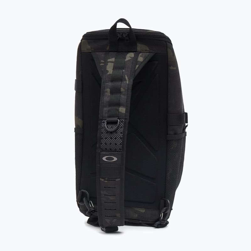 Градска раница за едно рамо Oakley Extractor Sling 2.0 23 l black multicam 2