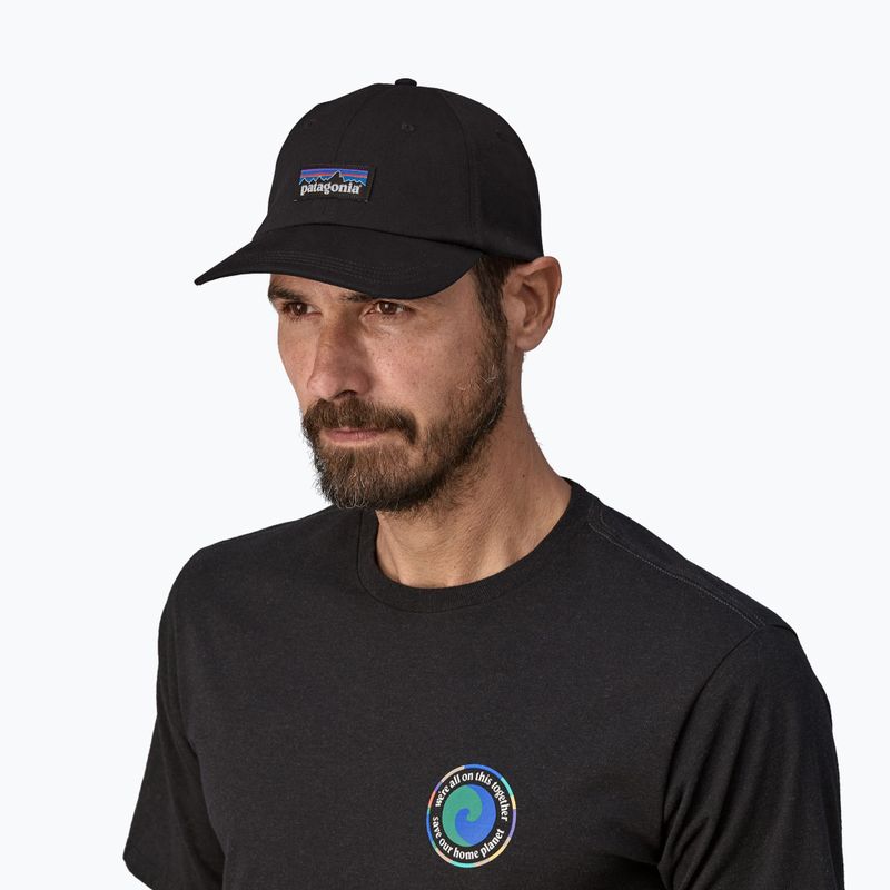 Шапка с козирка Patagonia P-6 Label Trad black 3