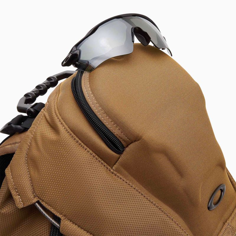 Oakley Кухненска мивка 34 л обща туристическа раница Coyote 6