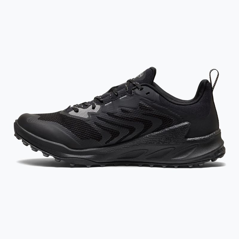 Мъжки обувки за трекинг KEEN Zionic Nxt Wp triple black 3