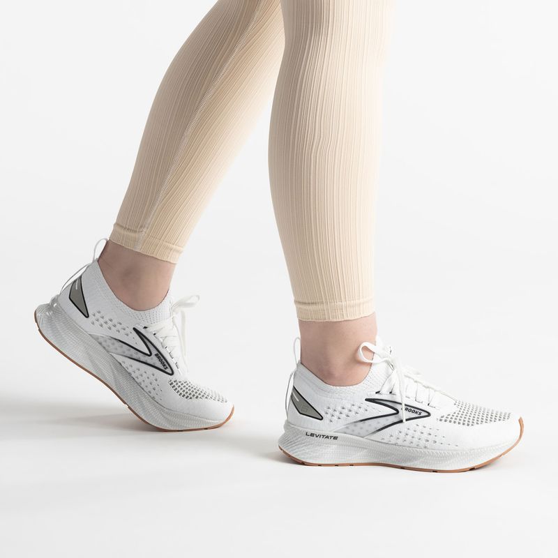 Brooks Levitate StealthFit 6 дамски обувки за бягане сиви 1203851B170 2