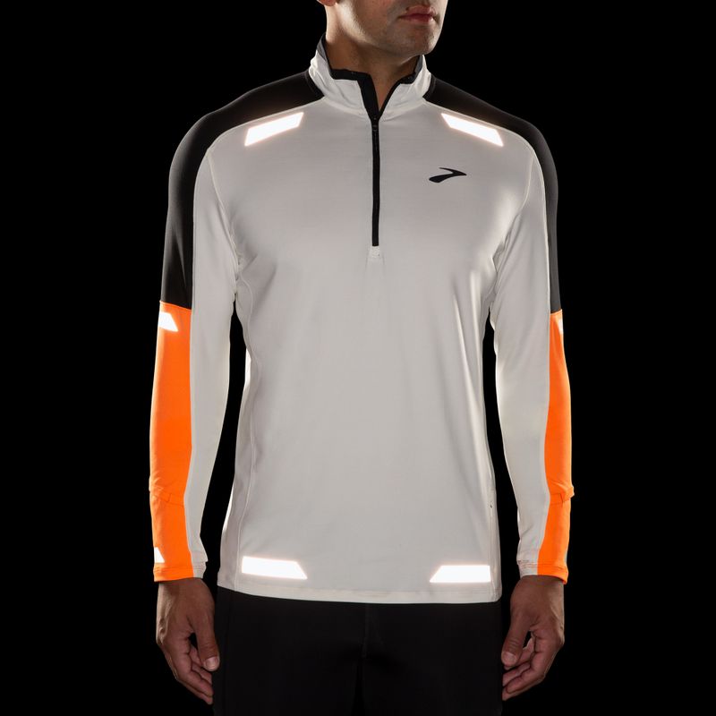 Мъжки суитшърт за бягане Brooks Run Visible 1/2 Zip 2.0 ecru/fluoro flash/black 4