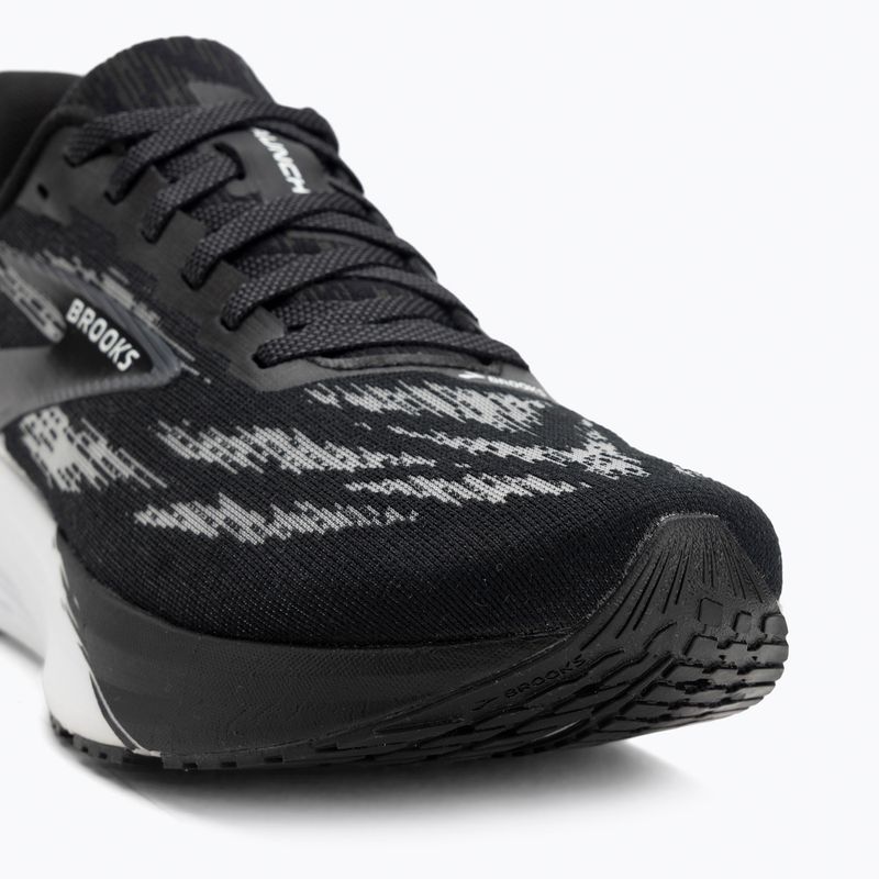 Мъжки обувки за бягане Brooks Launch 11 black/white 7