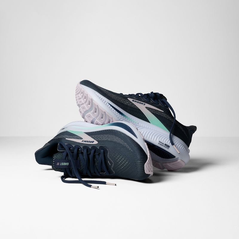 Дамски обувки за бягане Brooks Ghost 17 spellbound/yucca/pink 8