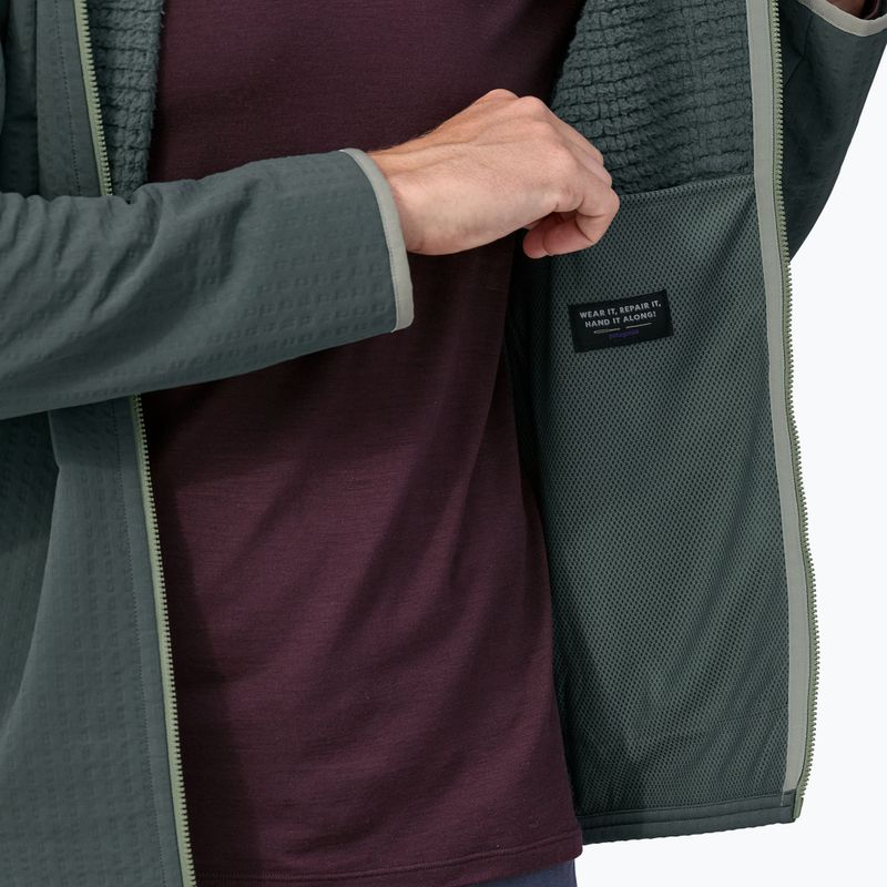 Мъжко софтшел яке Patagonia R2 TechFace nouveau green 7