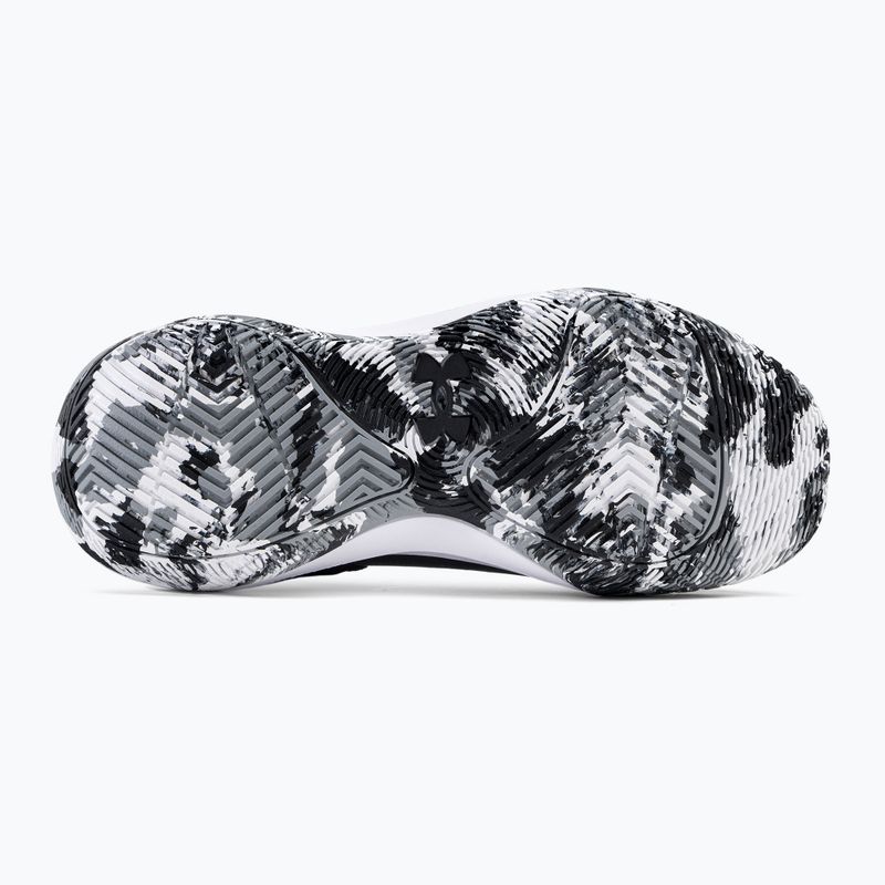 Мъжки баскетболни обувки Under Armour черен-бял Jet '21 3024260-006 4
