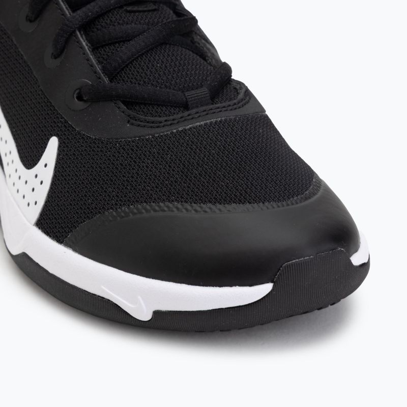 Детски обувки Nike Omni Multi-Court black/white 7
