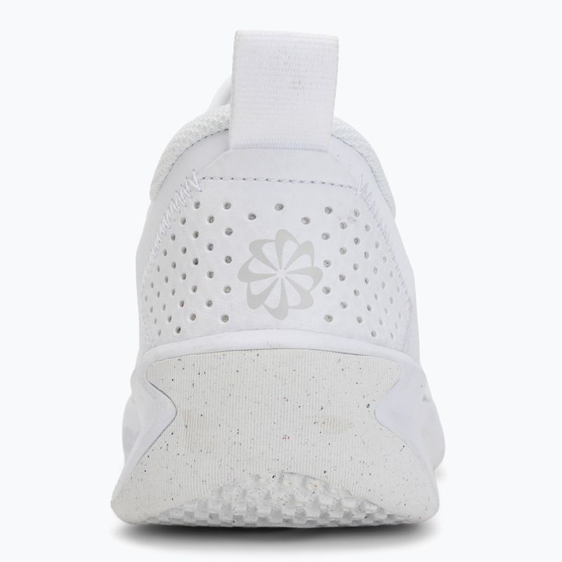 Детски обувки Nike Omni Multi-Court white/pure platinum/white 6