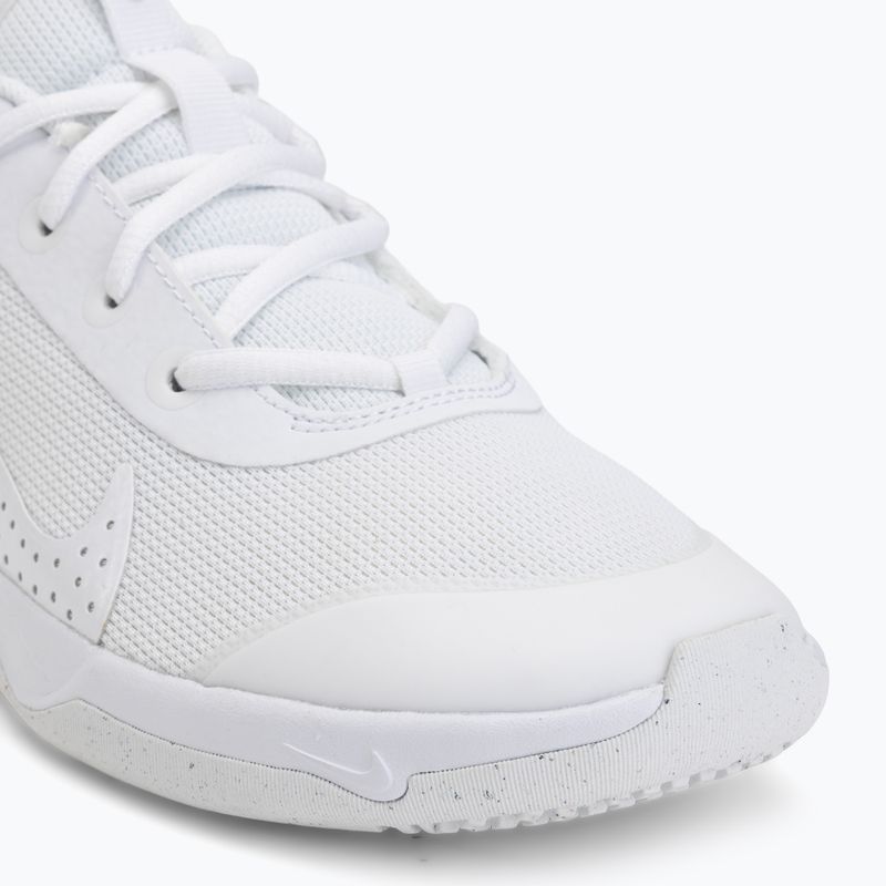 Детски обувки Nike Omni Multi-Court white/pure platinum/white 7