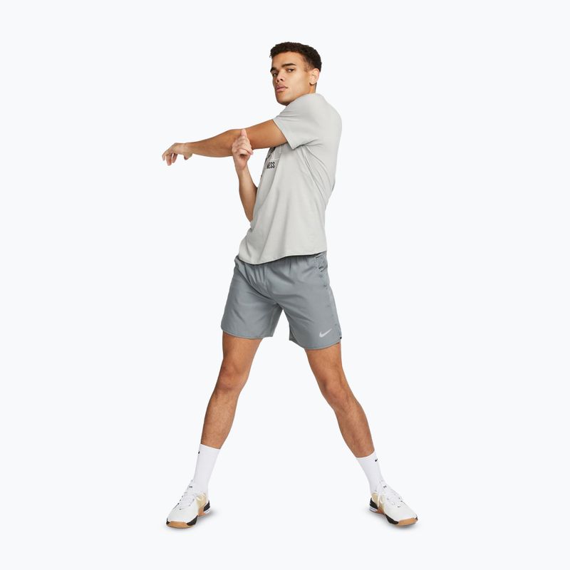 Мъжки шорти Nike Challenger Dri-Fit smoke grey/smoke grey 2