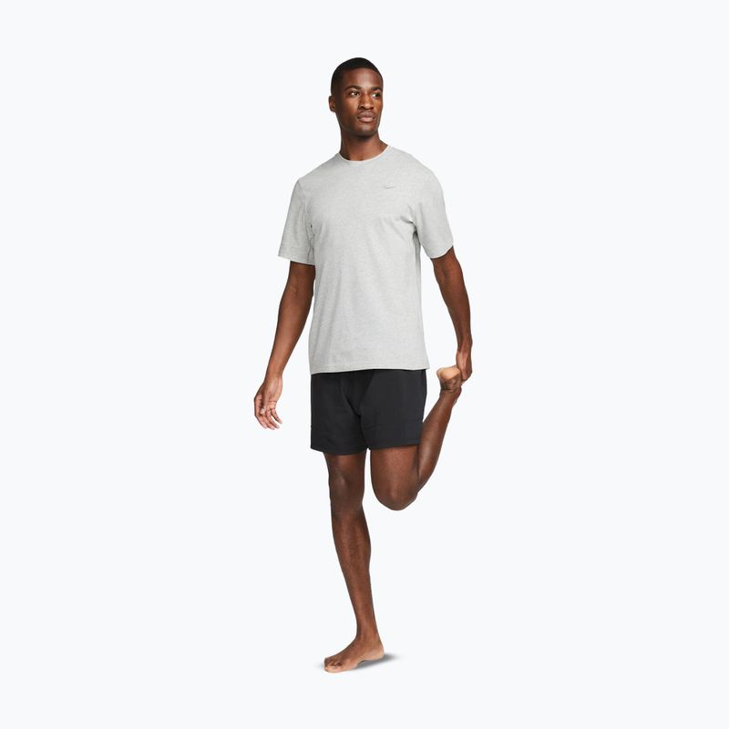 Мъжка тренировъчна тениска Nike Dri-Fit Primary SS dark grey heather/heather/smoke grey 3