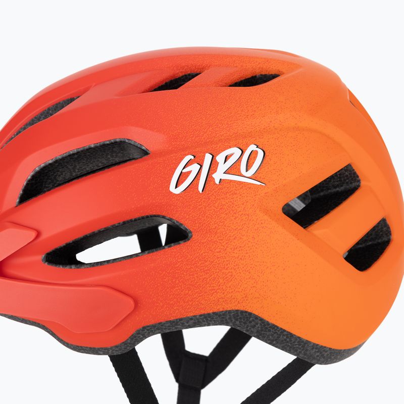 Детска велосипедна каска Giro Fixture II matte red fade 8