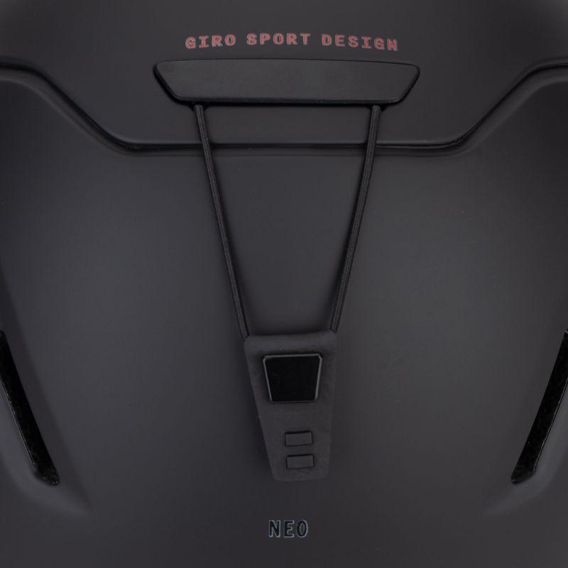 Скиорска каска Giro Neo matt black red 8