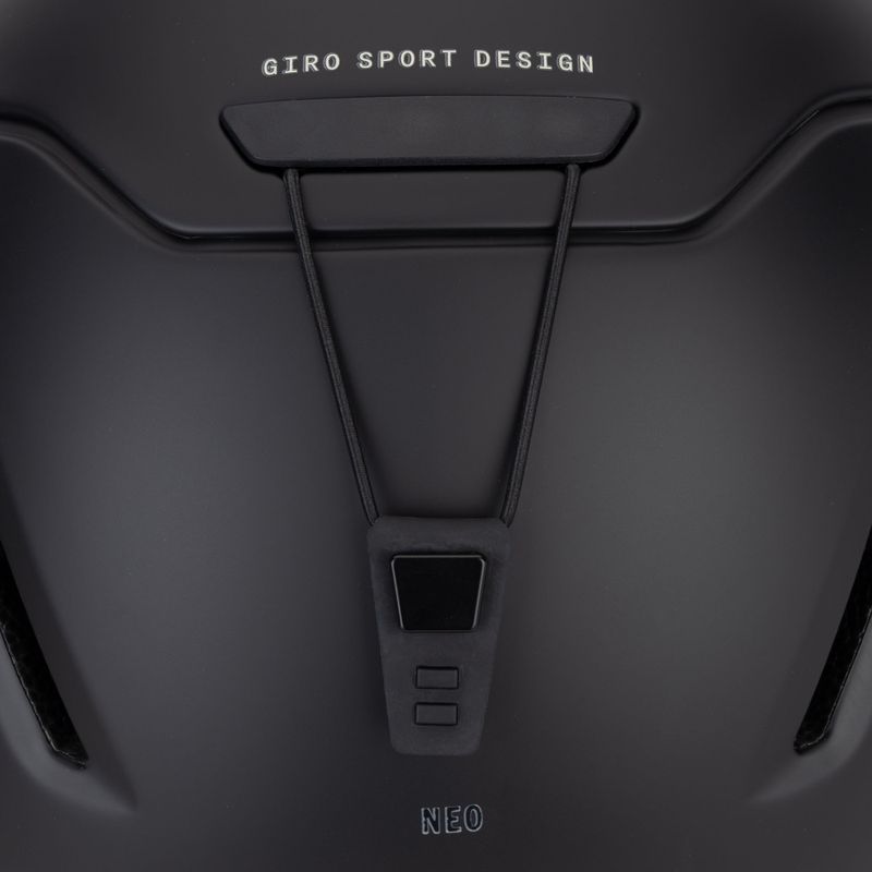 Скиорска каска Giro Neo matt black/olive fade 8