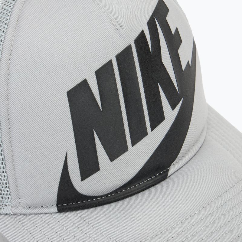 Детска бейзболна шапка Nike Rise Structured Trucker light smoke grey / light smoke grey / black 3