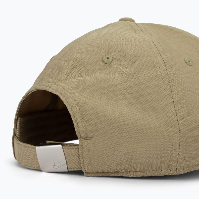 Шапка с козирка Nike Dri-Fit Club khaki/metallic silver 4