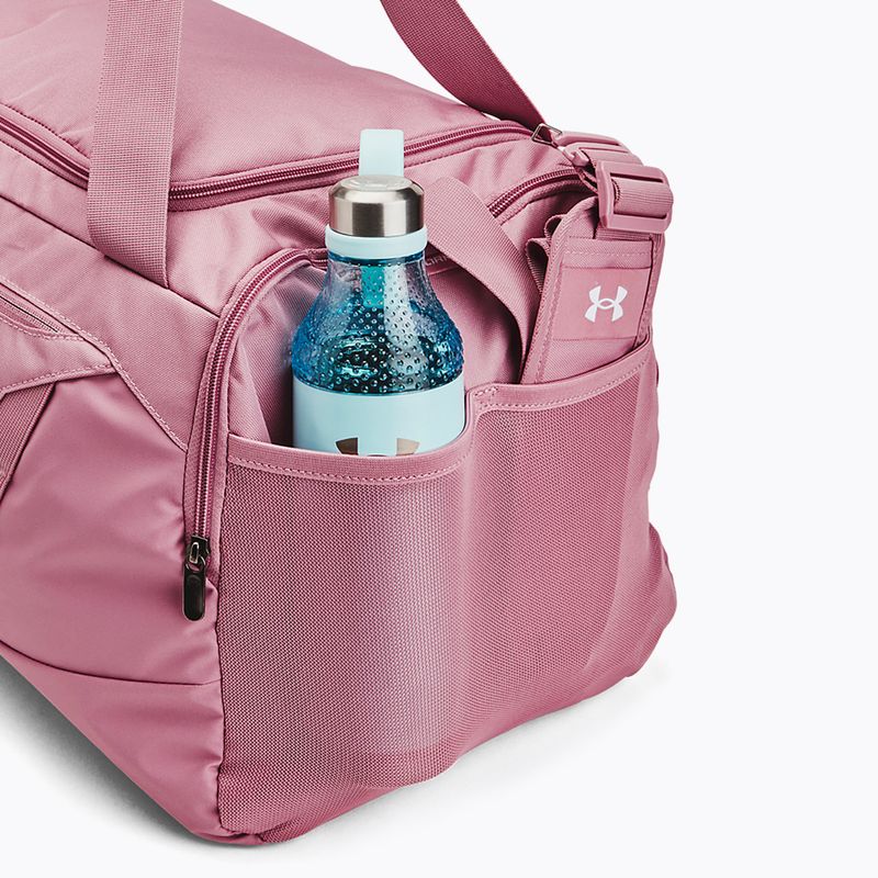 Under Armour Undeniable 5.0 Duffle M 58 l розов еликсир/бяла чанта 5