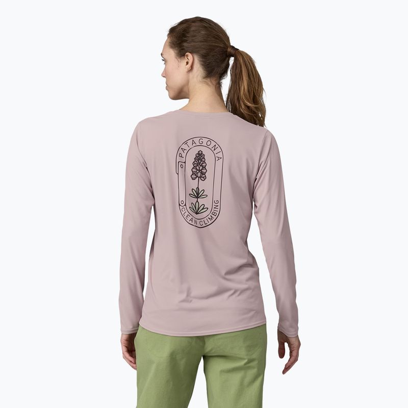 Дамска блуза с дълъг ръкав Patagonia Cap Cool Daily Graphic Shirt - Lands clean climb bloom/echo purple 2