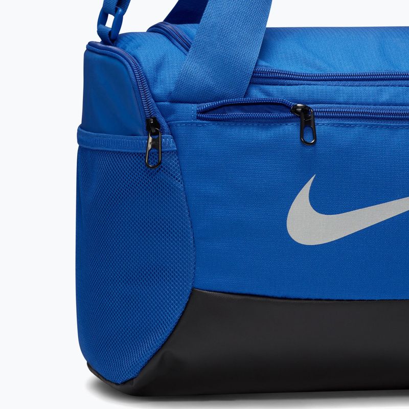 Чанта за тренировки Nike Brasilia 9.5 Duffle 25 l game royal/black/metallic silver 5