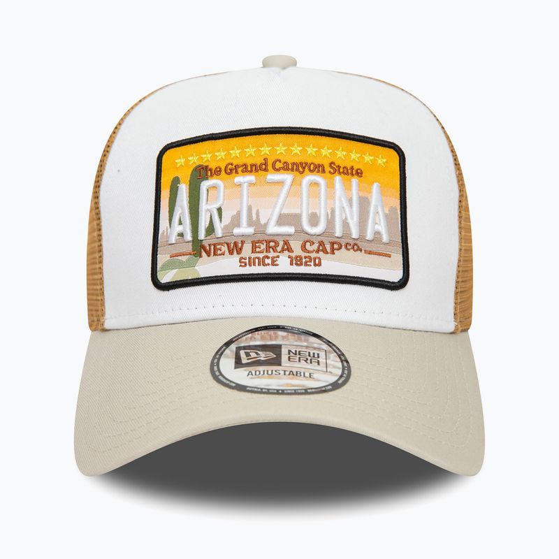 Мъжка бейзболна шапка New Era Patch Trucker light beige 2