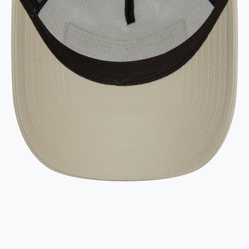 Мъжка бейзболна шапка New Era Patch Trucker light beige 5