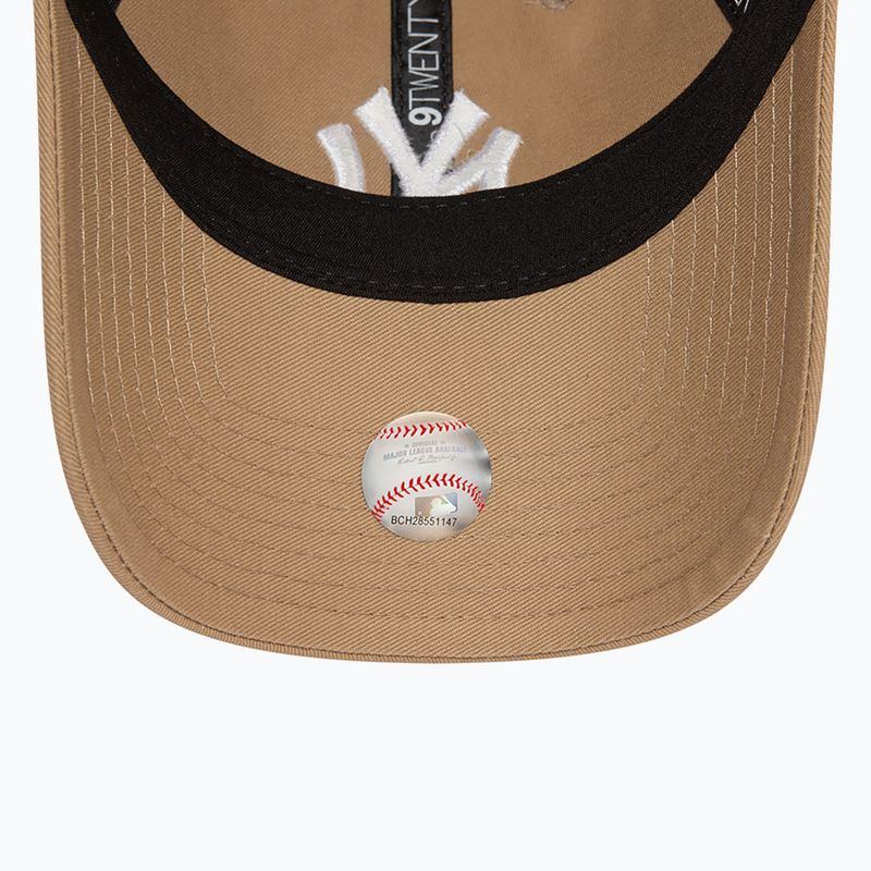 New Era League Essential 9Twenty New York Yankees бейзболна шапка светло бежова 7