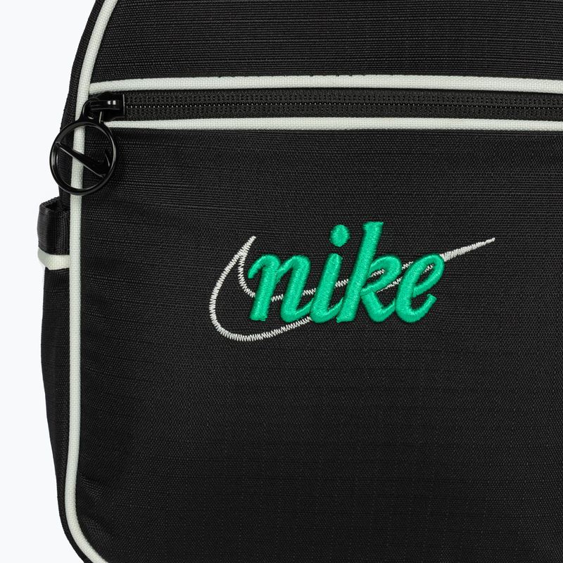 Дамска градска раница Nike Sportswear Futura 365 Mini 6 l black/sail/stadium green 5