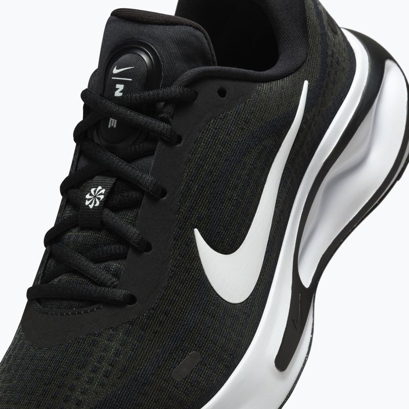 Дамски обувки за бягане Nike Journey Run black/white 8