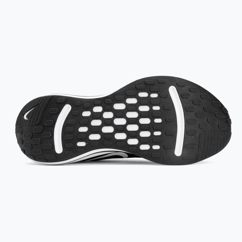 Дамски обувки за бягане Nike Journey Run black/white 4