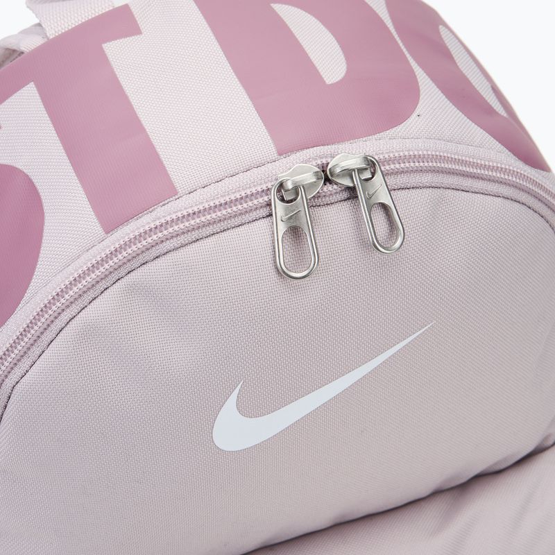 Nike Brasilia Just Do It Mini 11 л детска градска раница платинено виолетово/сливков прах/бяло 5