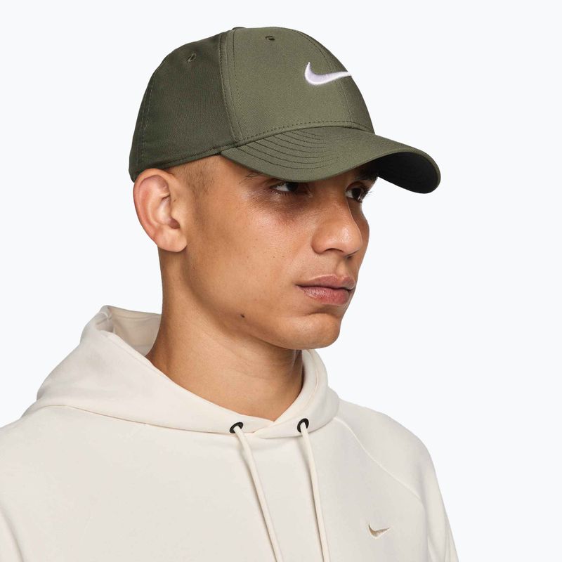 Шапка с козирка Nike Dri-FIT Club medium olive/white 6