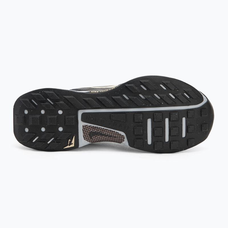 Дамски обувки за бягане Nike Juniper Trail 3 dark smoke grey/black/wolf grey/lightorewoodbrown 4