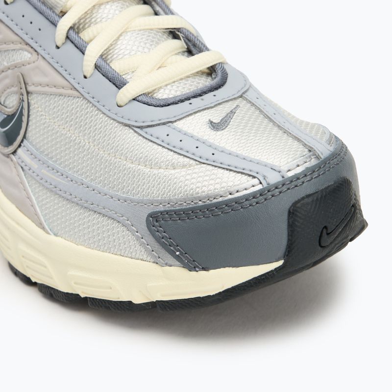 Мъжки обувки за бягане Nike Initiator light bone/coconut milk/ metallic silver/smoke grey 7