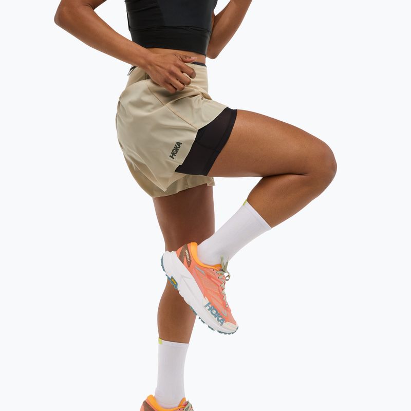 Къси панталони за бягане за жени HOKA Skyglide oatmeal 4