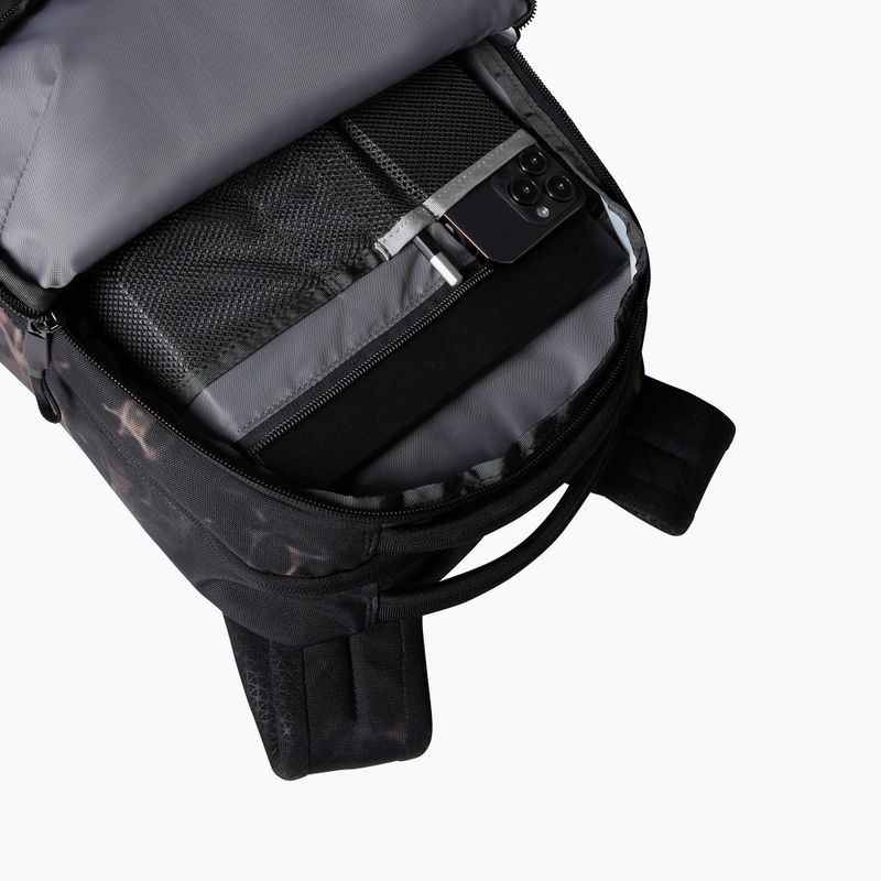 Градска раница The North Face Jester 28 l black light refractions/black 6