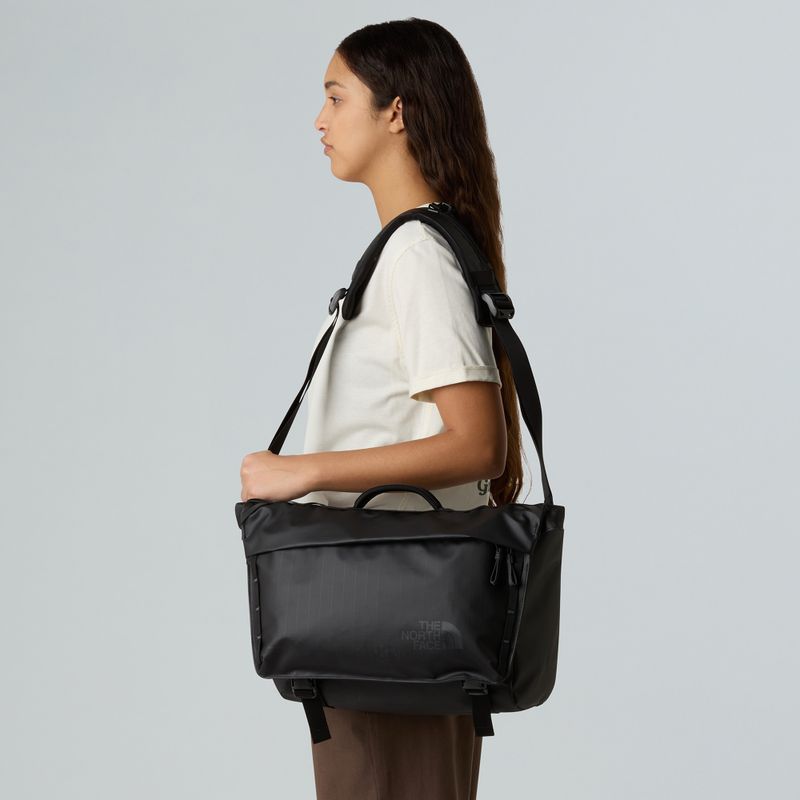 Мъжка чанта за лаптоп The North Face Base Camp Voyager Rolltop 12 l black/asphalt grey 6