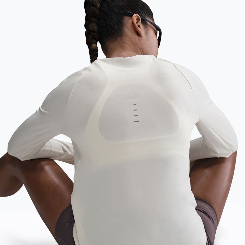 Дамска блуза за бягане с дълъг ръкав Nike Swift Dri-FIT UV sail 5