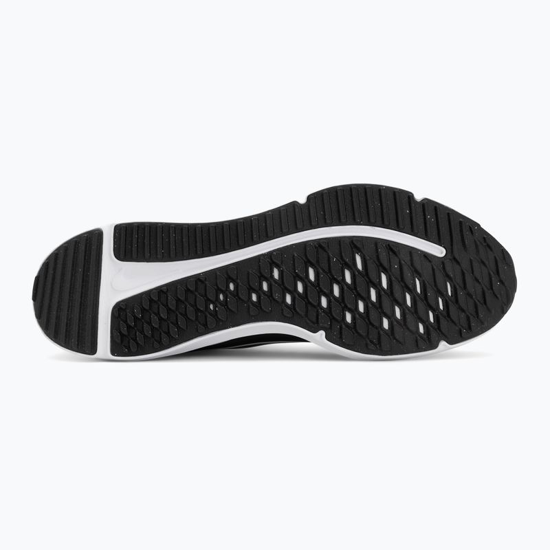 Детски обувки за бягане Nike Cosmic Runner black/anthracite/white 4