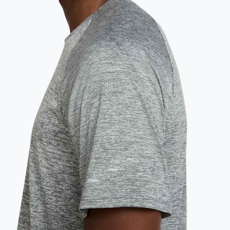 Мъжка тениска за бягане Nike Stride ADV smoke grey / heather 5
