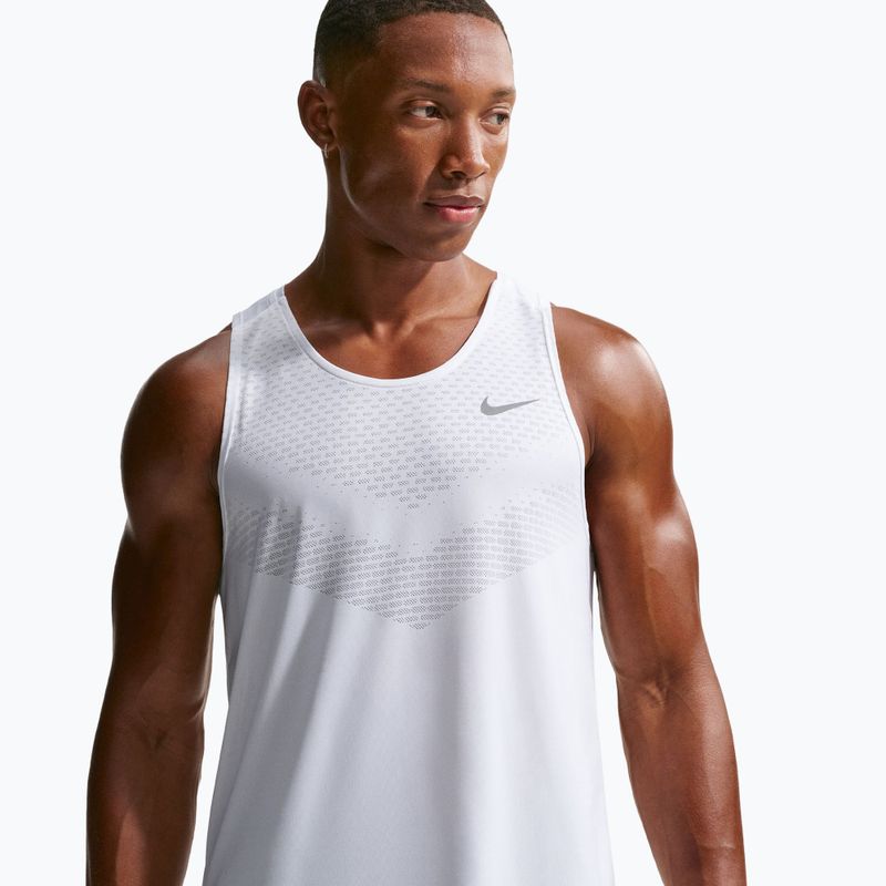 Мъжка тениска за бягане Nike Stride white 4
