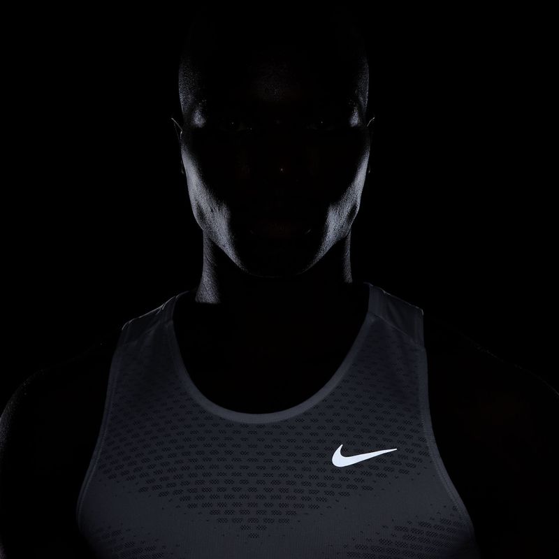 Мъжка тениска за бягане Nike Stride white 7