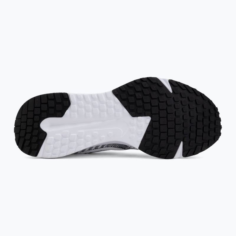 Мъжки обувки за бягане Nike Run Defy white/black 4