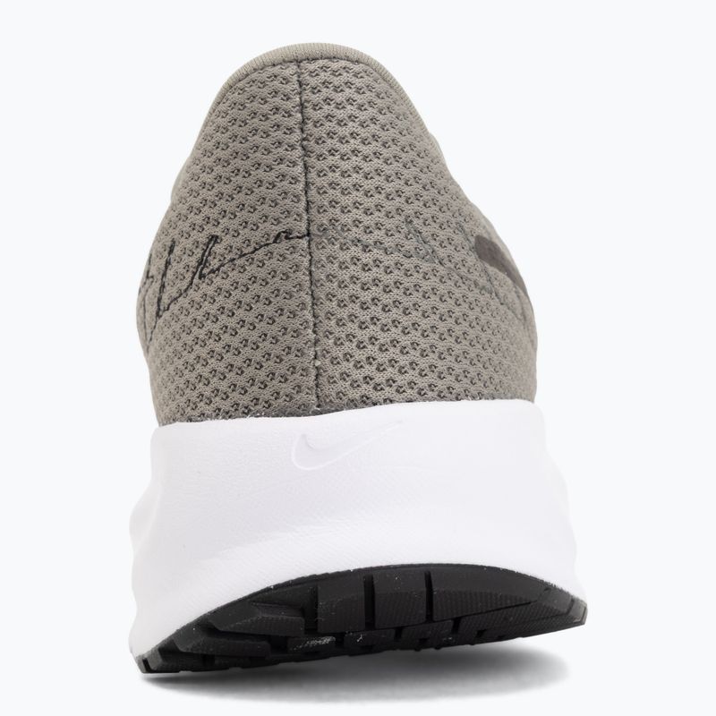 Мъжки обувки за бягане Nike Run Defy Light Army/Iron Grey/White/Black 6