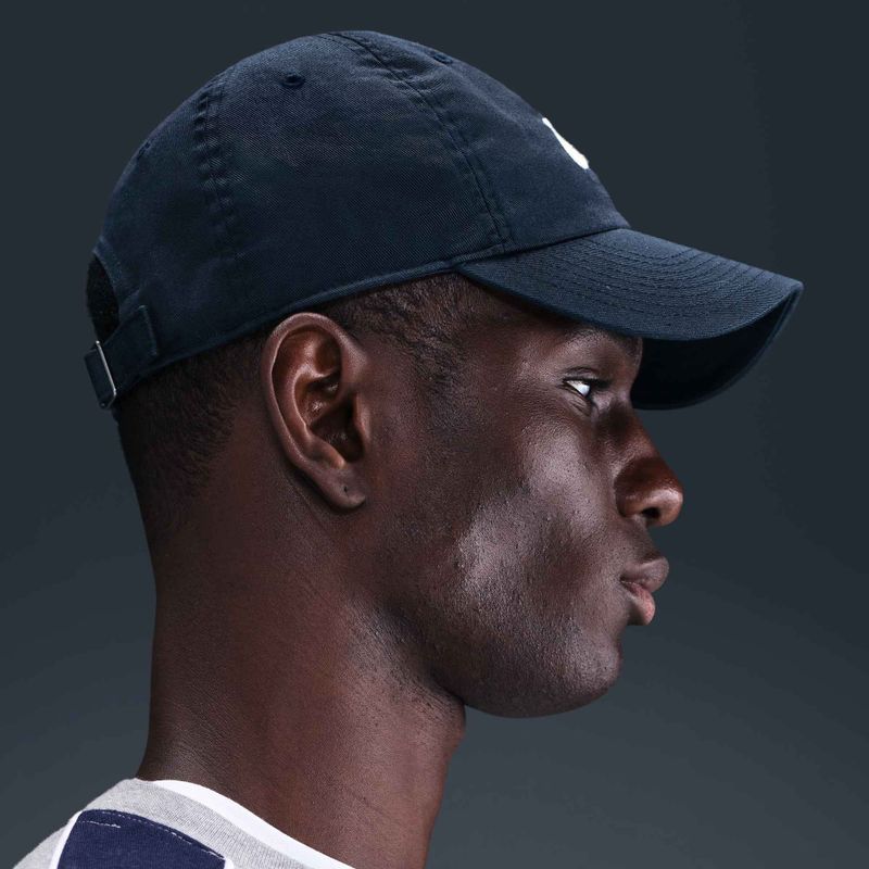 Nike Club Неструктурирана бейзболна шапка Futura Wash обсидиан/бяло 2