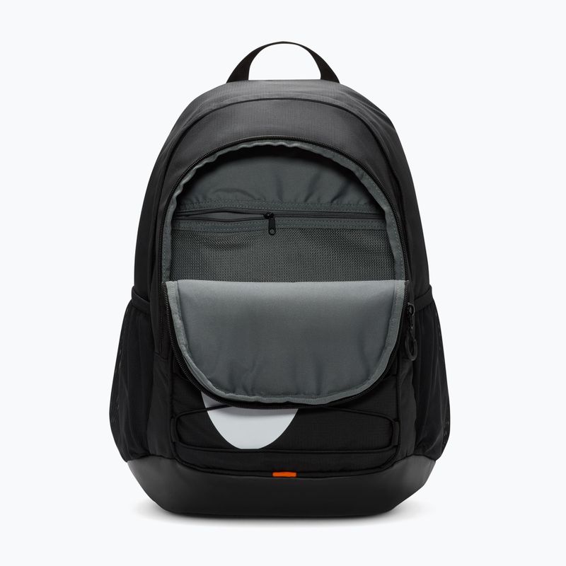 Градска раница Nike Hayward 26 l black/black/white 4