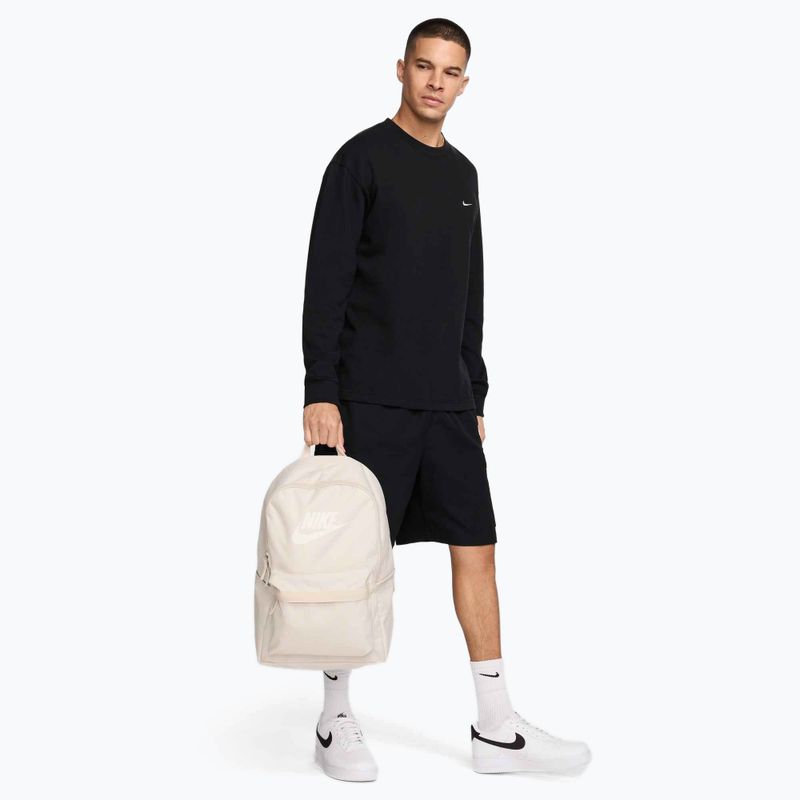Раница Nike Heritage 25 l light orewood brn/summit white 7