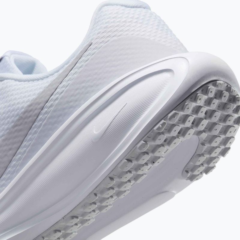 Дамски маратонки за бягане Nike Revolution 8 white/pure platinum 9