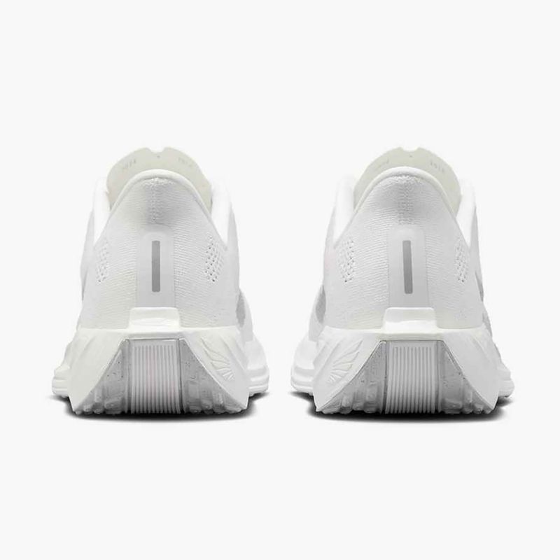 Мъжки обувки за бягане Nike Pegasus Plus white / pure platinum / wolf grey 4