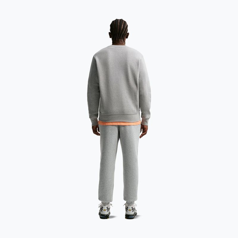 Мъжки панталони за бягане Nike Club Cuffed Brushed dark grey heather/light smoke grey/white 3