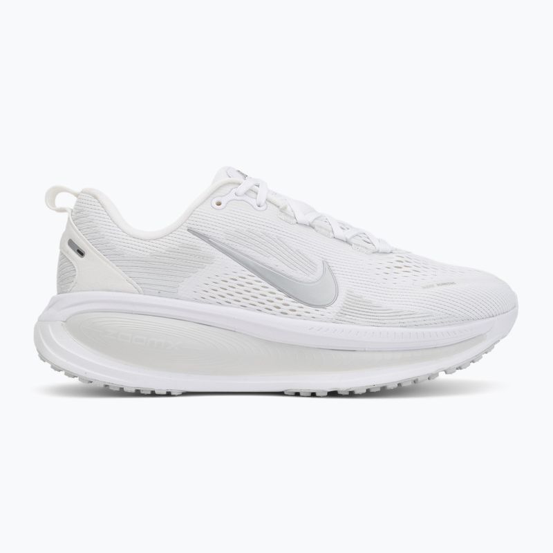 Дамски обувки за бягане Nike Vomero 18 white/photon dust/metallic silver 2